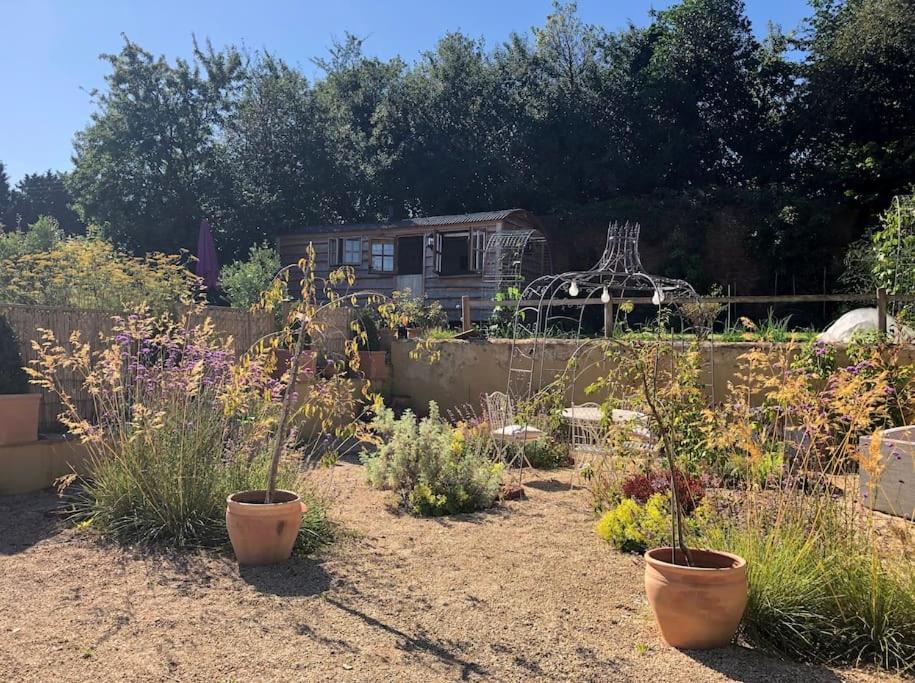 Luxury, Rural Shepherds Hut With Hot Tub Nr Bath ブリストル エクステリア 写真