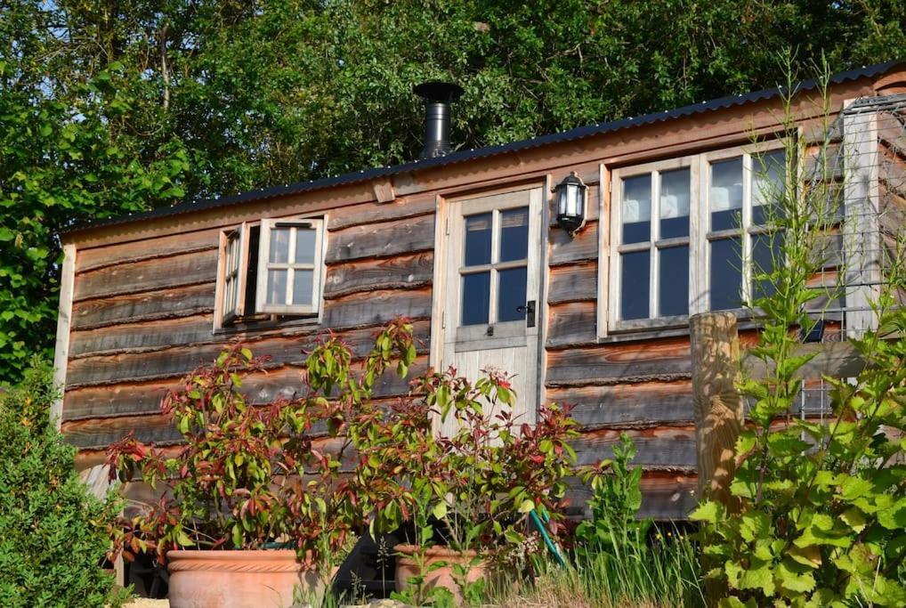 Luxury, Rural Shepherds Hut With Hot Tub Nr Bath ブリストル エクステリア 写真